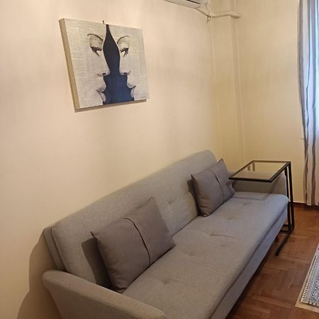 Efi'S Lycabettus Apartment Ateny Zewnętrze zdjęcie