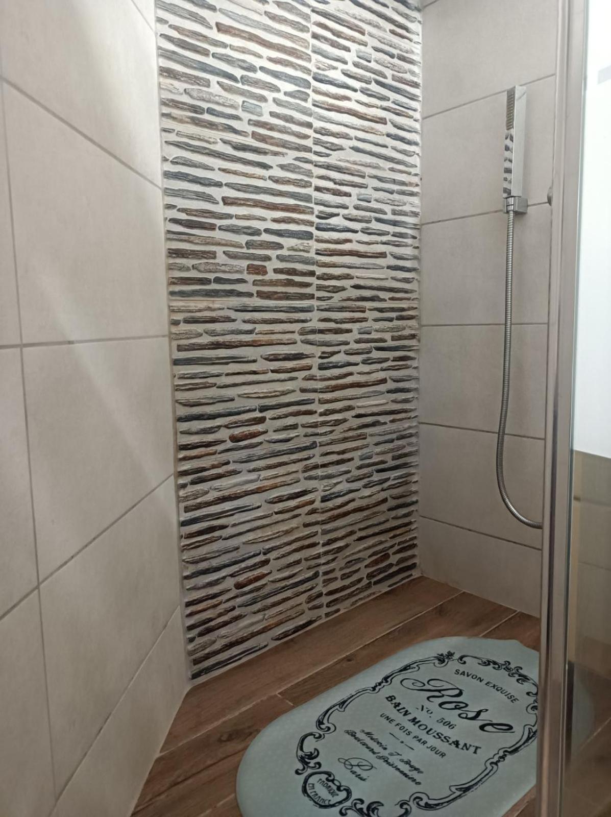 Efi'S Lycabettus Apartment Ateny Zewnętrze zdjęcie